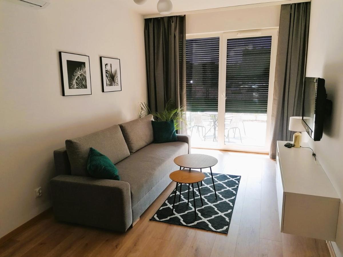 Ogrody Apartment *